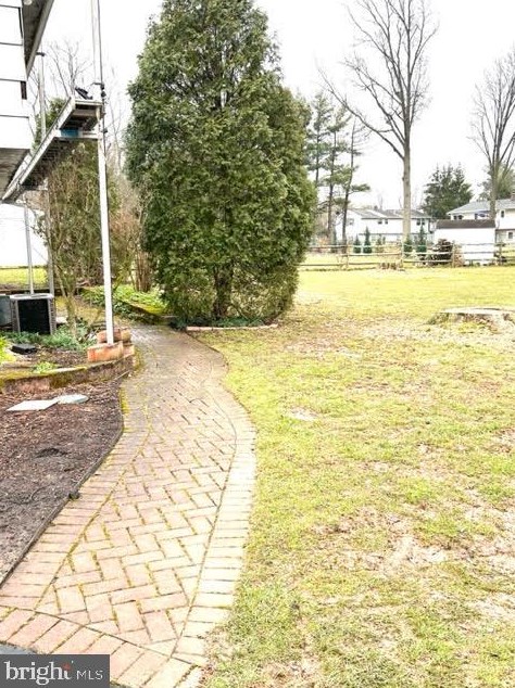 214 Hunter Ln, North Wales PA  19454-2318 exterior