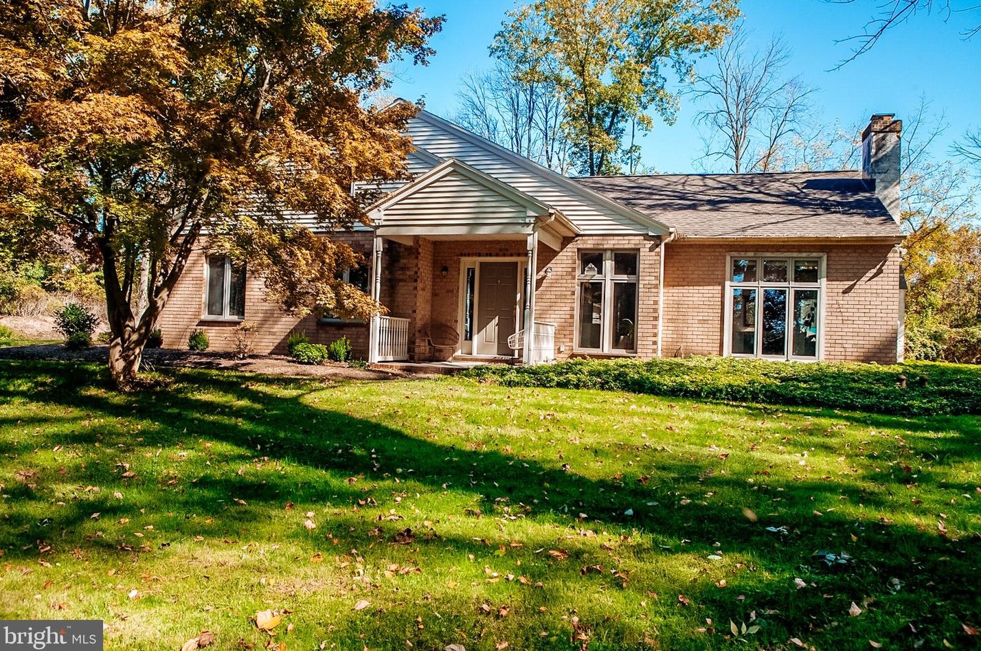 228 Collegeville Rd, Collegeville, PA 19426-3019