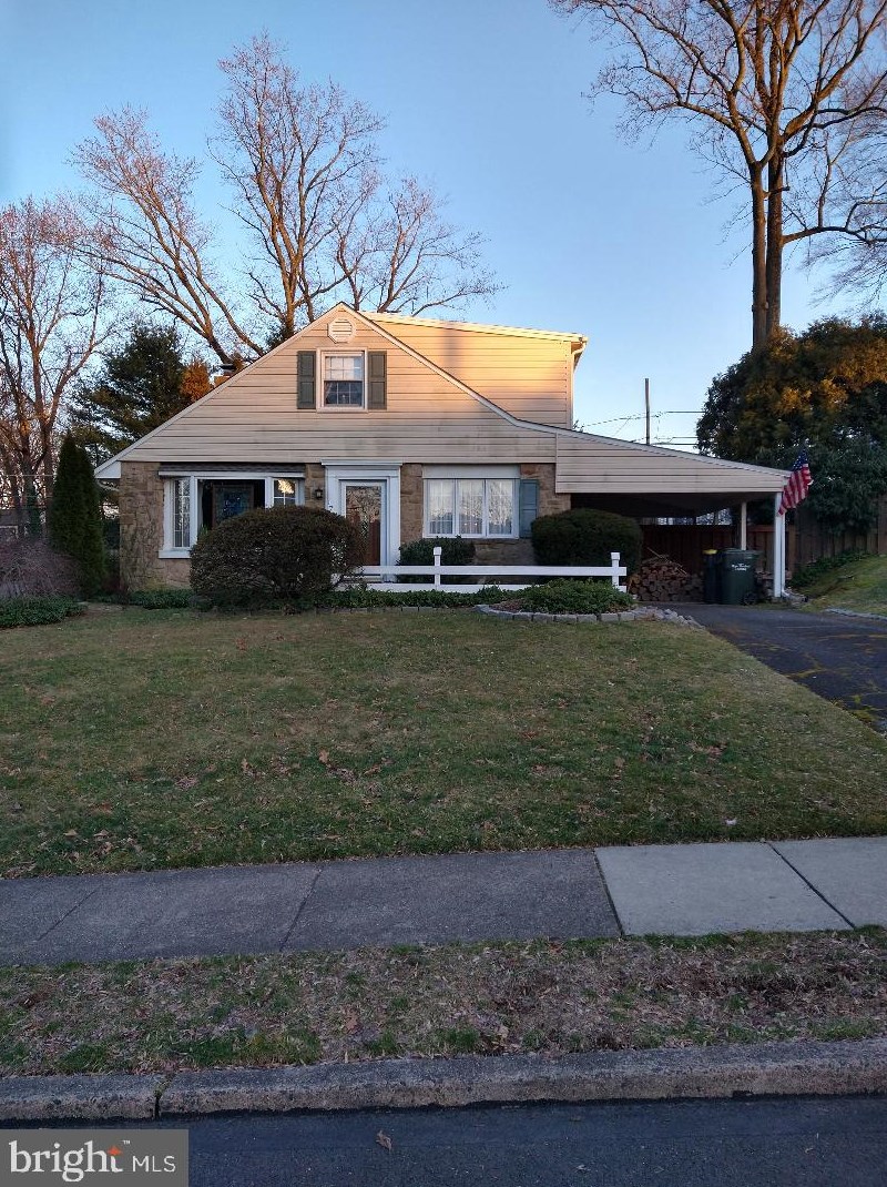 170 Sleighride Rd, Willow Grove, PA 19090