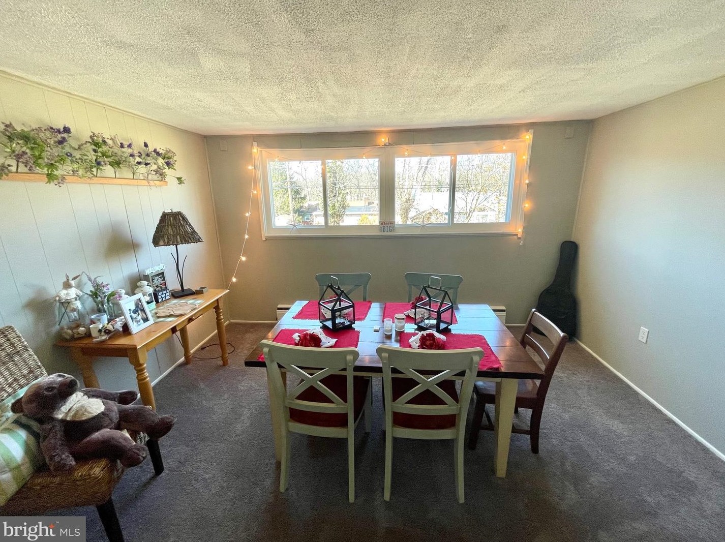 3011 Cottage Ln, Norristown PA  19401-1307 exterior