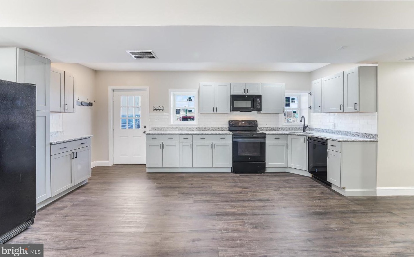 14 Ford St, Norristown, PA 19405