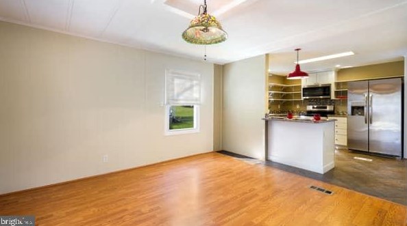 335 Woodstream Way, North Wales PA  19454-1190 exterior