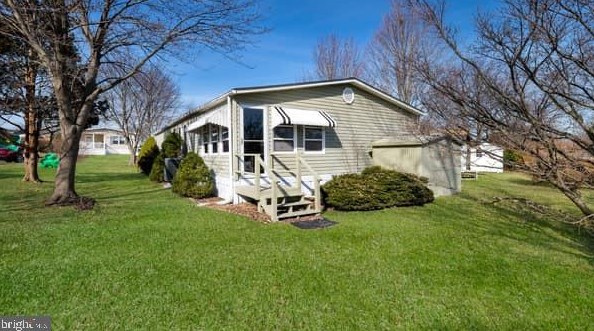 335 Woodstream Way, North Wales PA  19454-1190 exterior