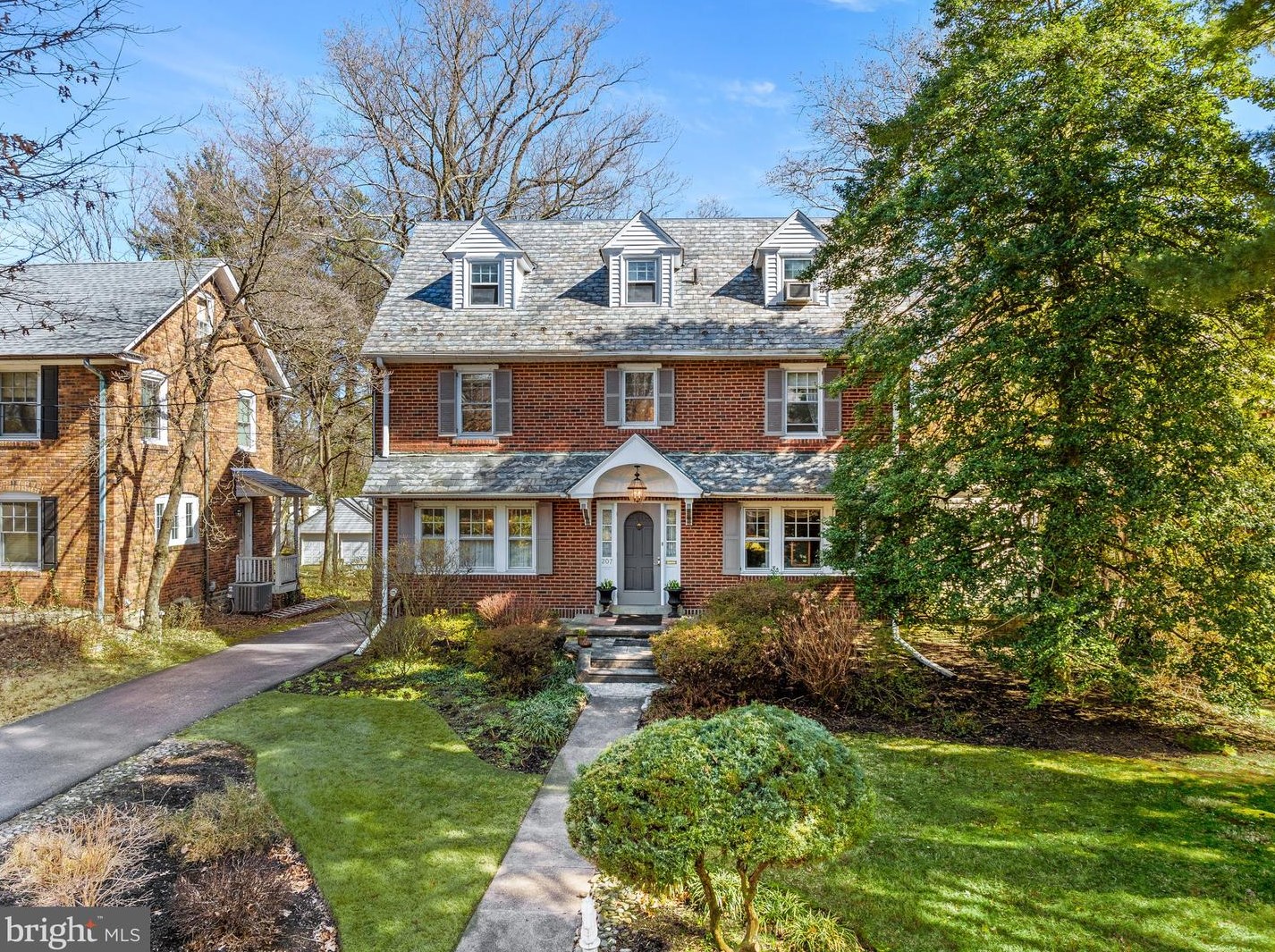 207 Hewett Rd, Wyncote, PA 19095
