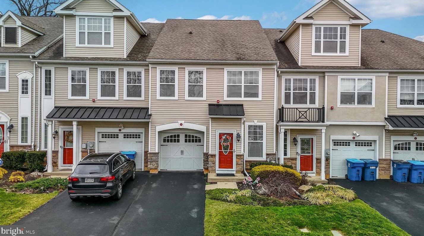 5 Old Cedarbrook Rd #106, Wyncote, PA 19095