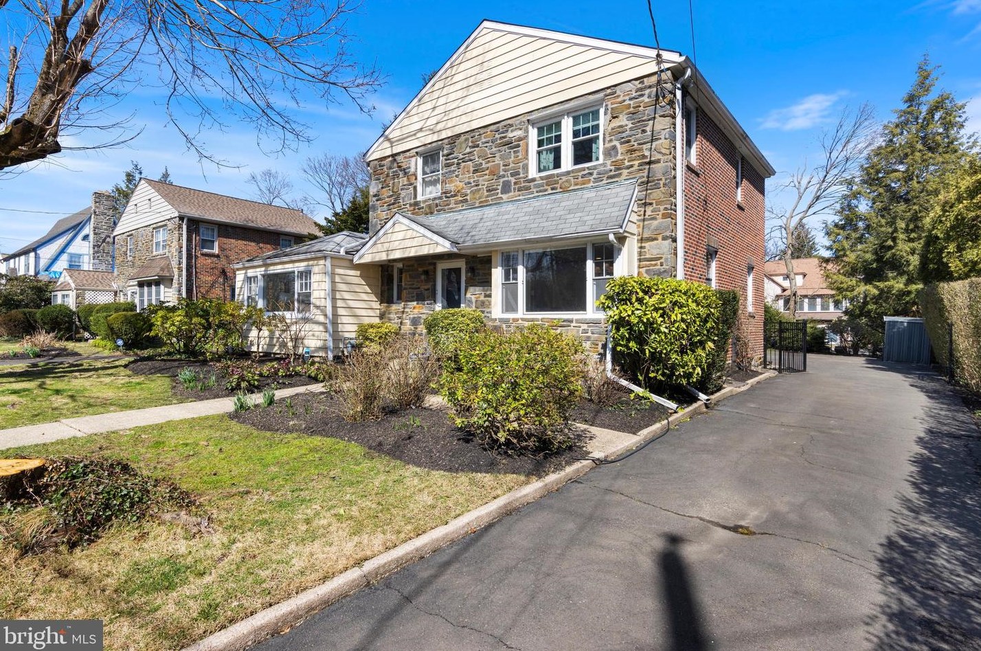 303 Sterling Rd, Melrose Park, PA 19027