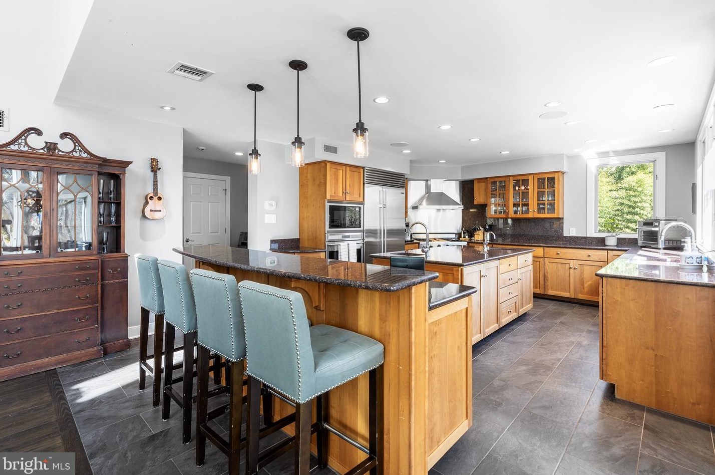 511 Prospect Ave, North Wales PA  19454-3022 exterior