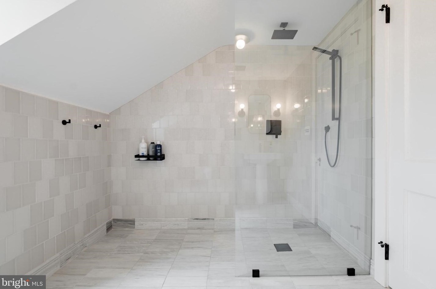 422 Warick Rd, Penn Wynne PA 19096-2343 exterior