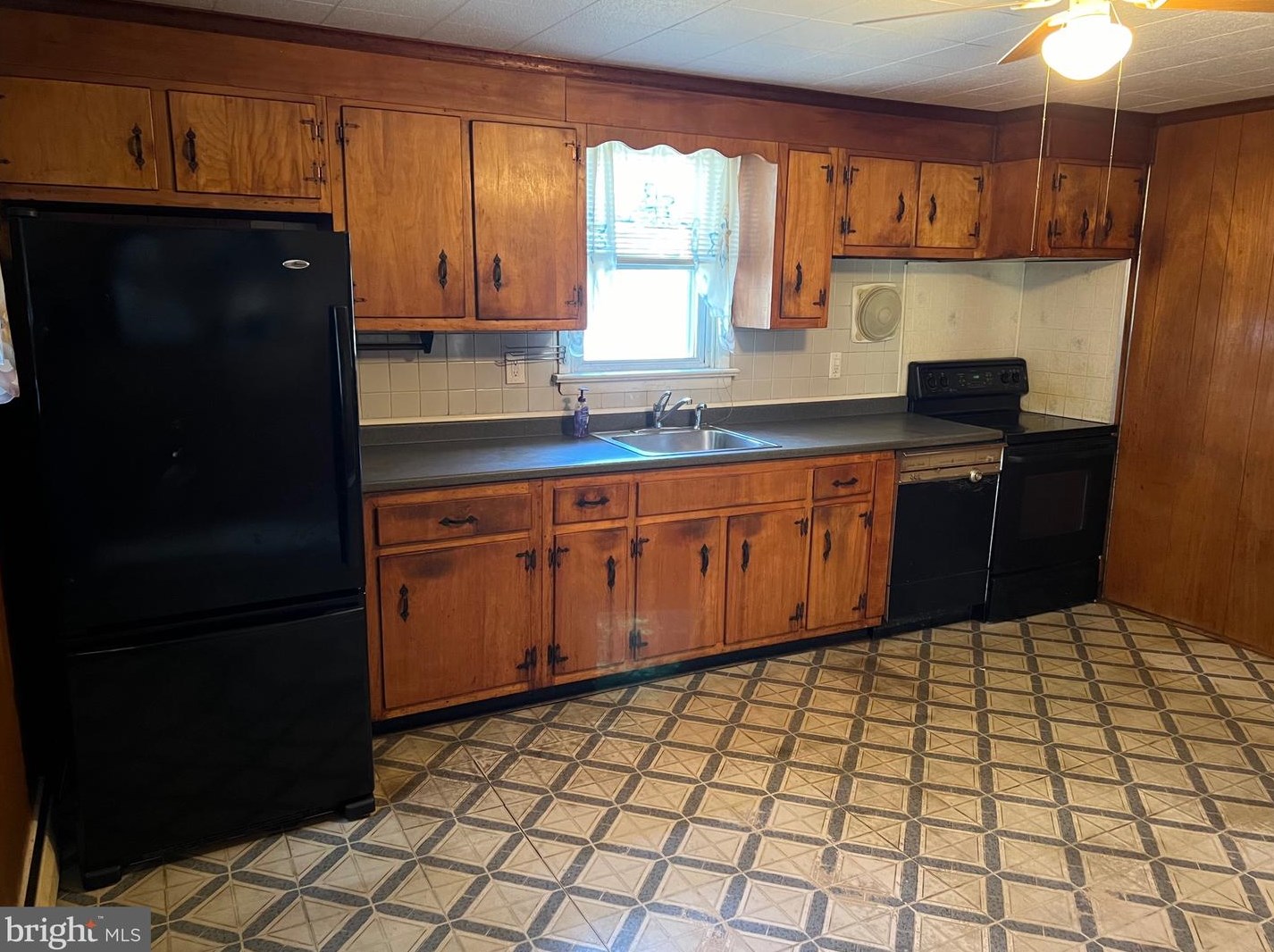 773 Grove St, Norristown PA  19405-1307 exterior