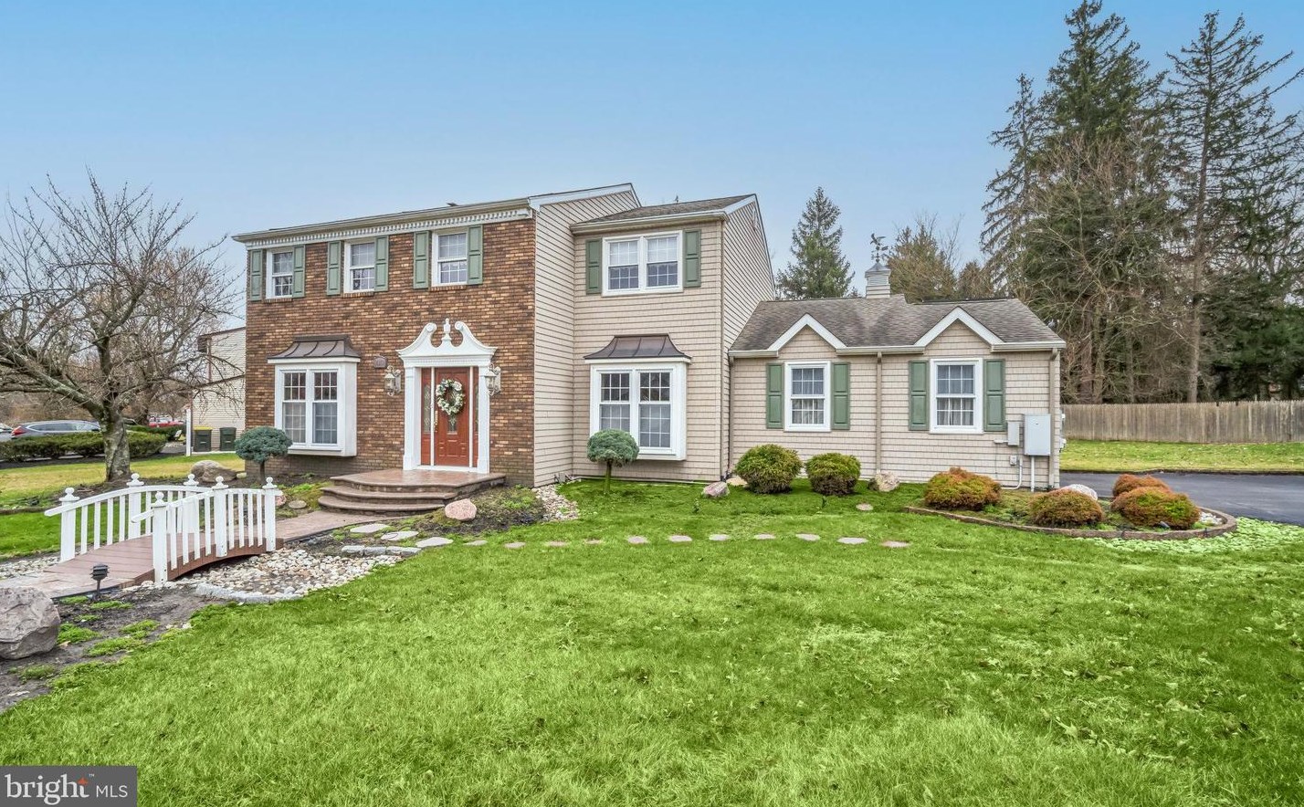 2010 Butternut Dr, Huntingdon Valley, PA 19006-1733