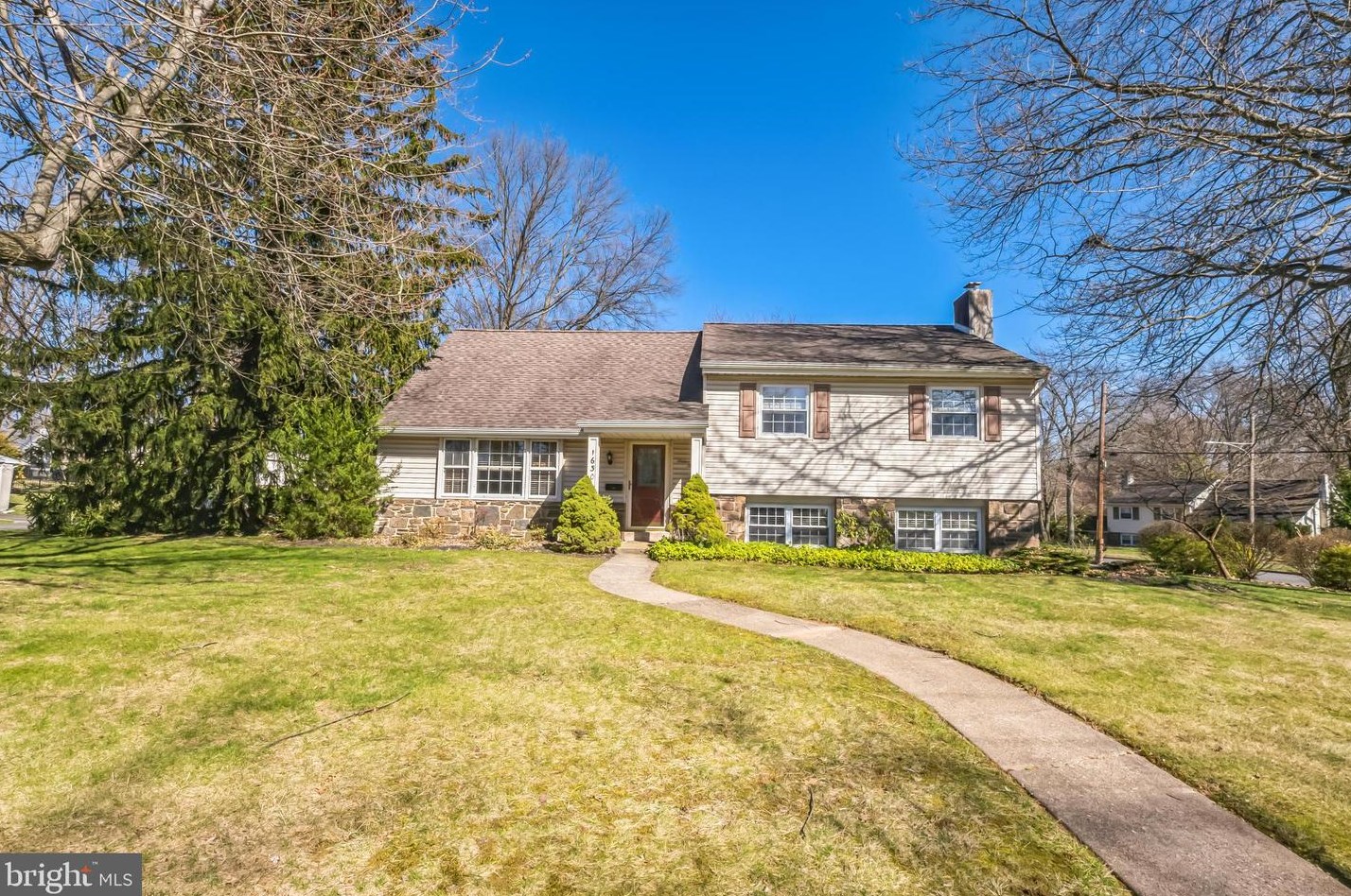 1630 Aidenn Lair Rd, Dresher, PA 19025