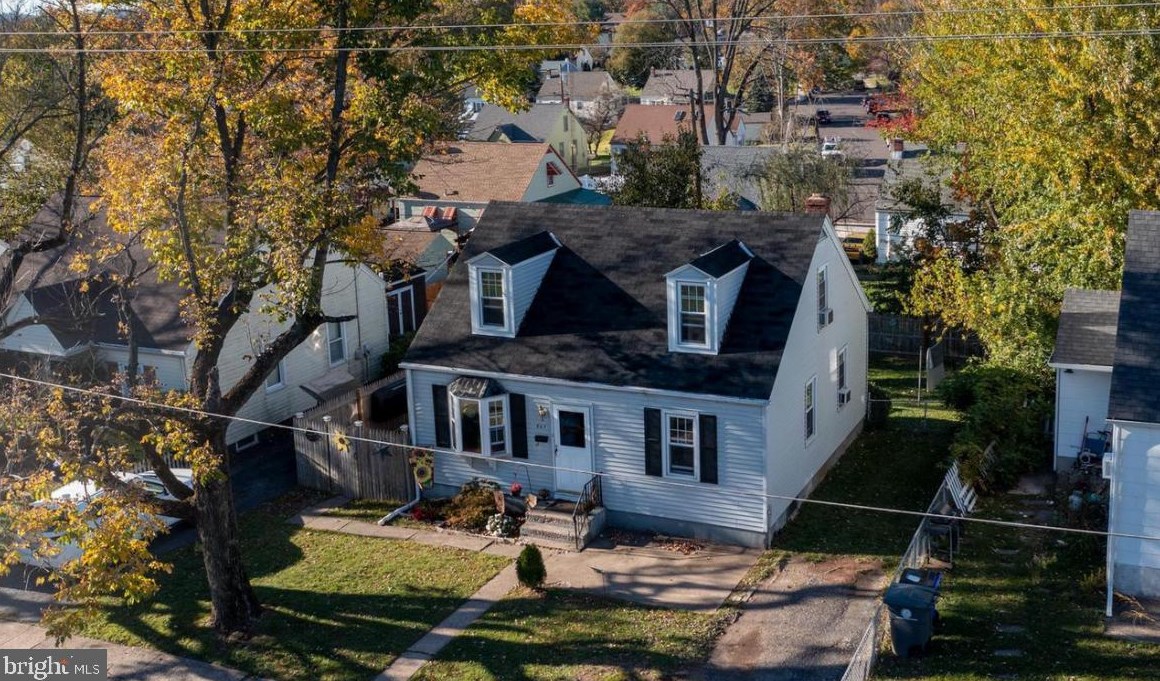 867 N Adams St, Pottstown, PA 19464