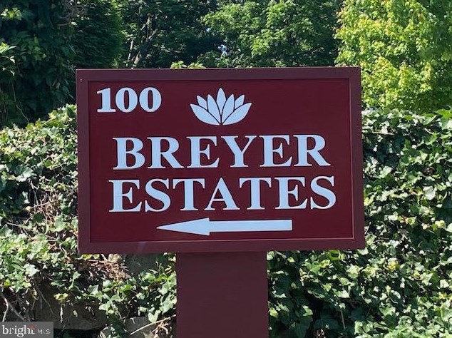 100 Breyer Dr #2-o, Melrose Park, PA 19027