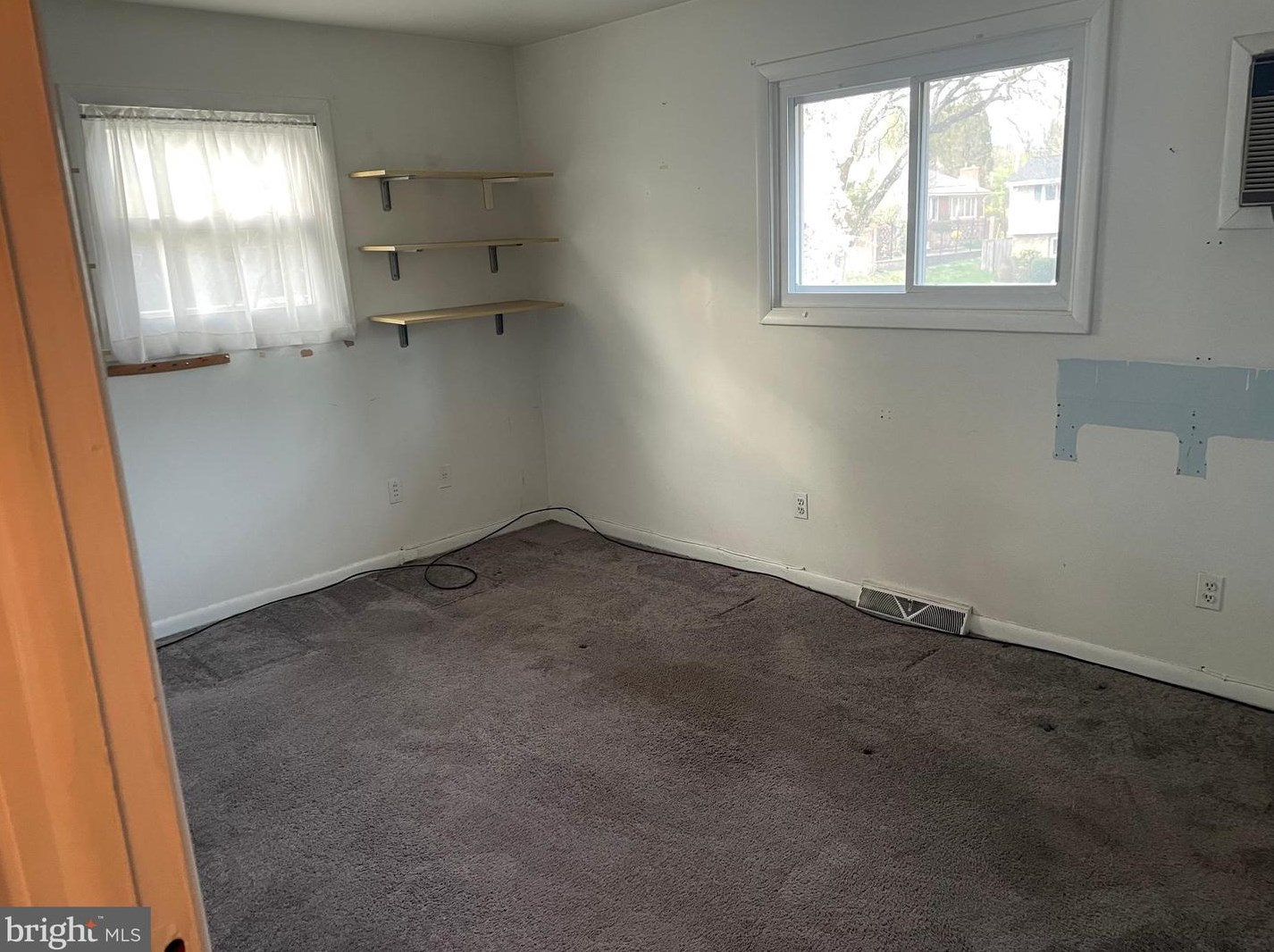 1414 Wistar Dr, Wyncote PA 19095-2313 exterior