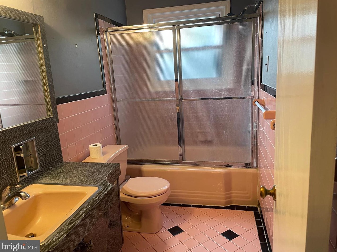 1414 Wistar Dr, Wyncote PA 19095-2313 exterior