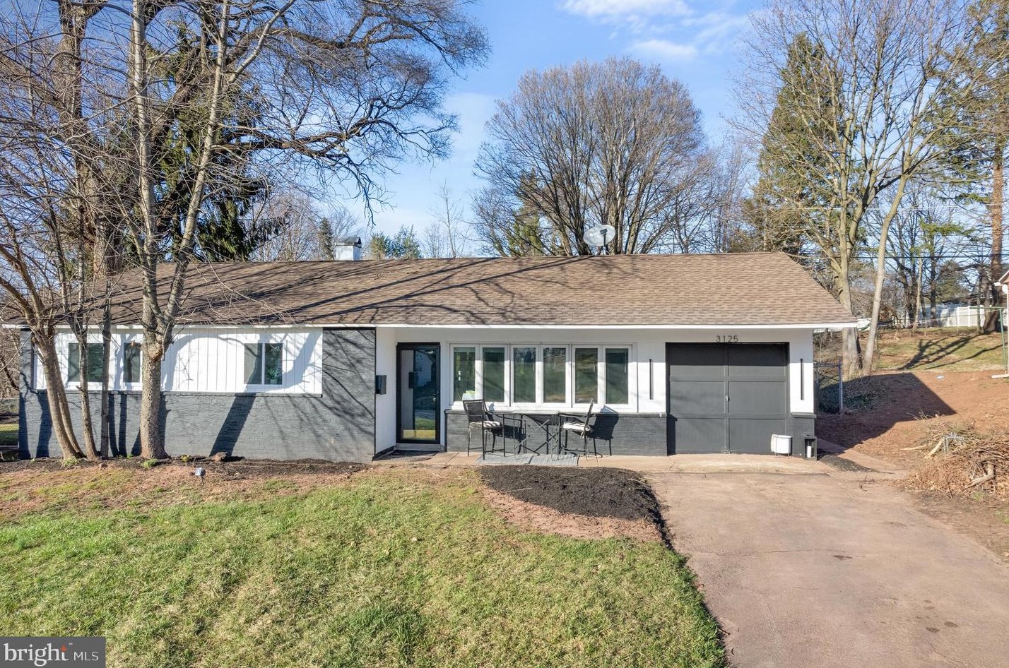 3125 Stoney Creek Rd, Norristown, PA 19401-1355