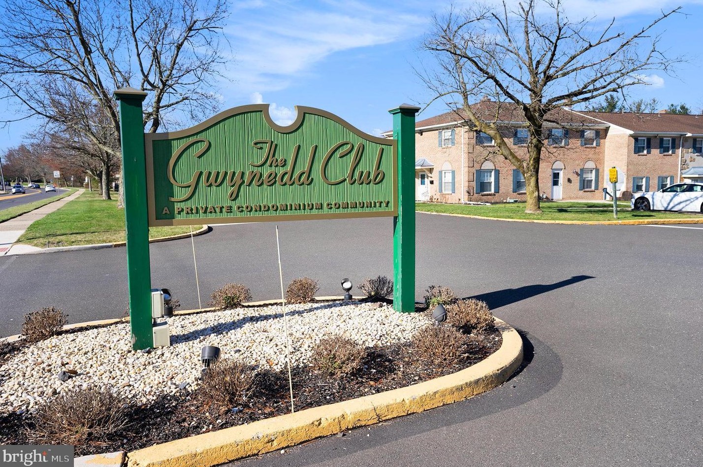 64 Wexford Dr, North Wales, PA 19454-4025