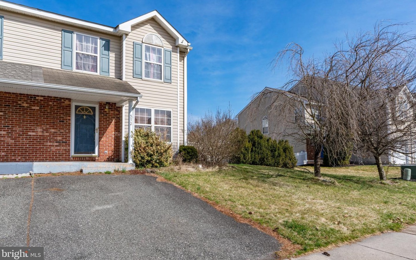 572 Seminary St, Red Hill, PA 18073