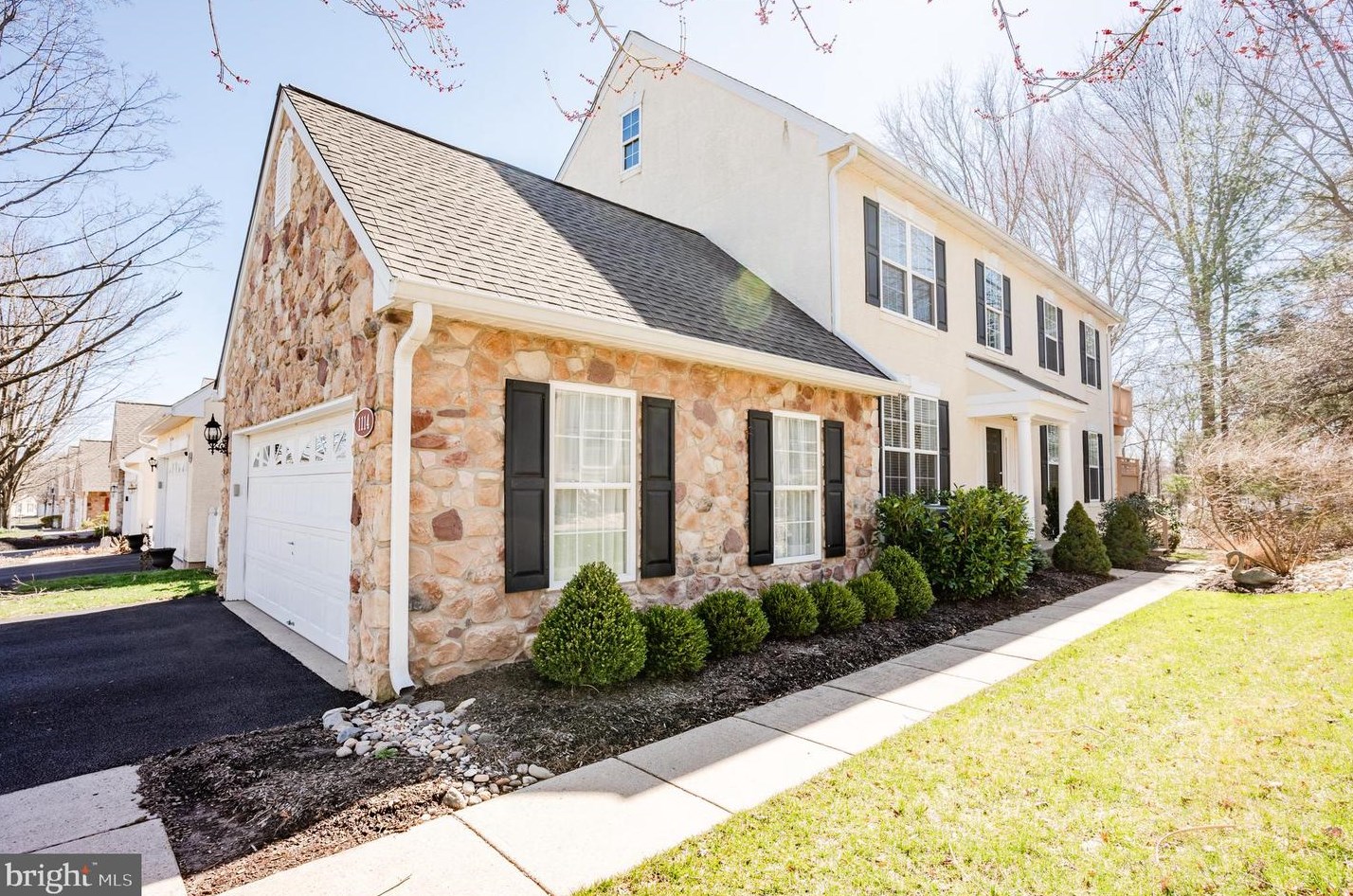 1114 Harrogate Way, Prospectville, PA 19002