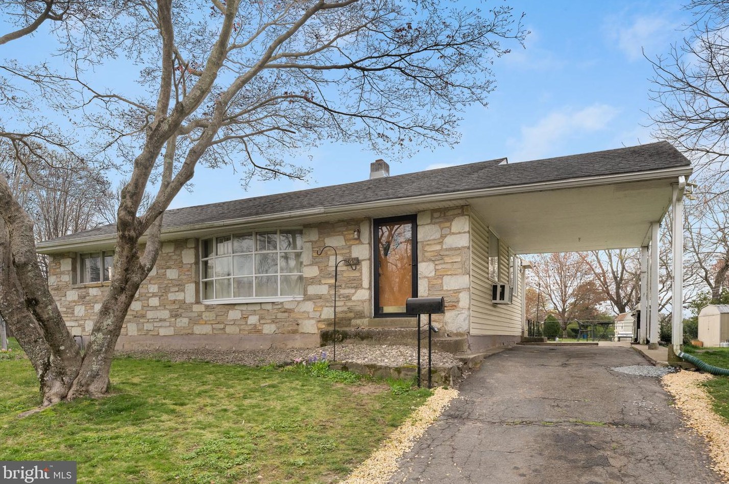 163 W County Line Rd, Hatboro, PA 19040