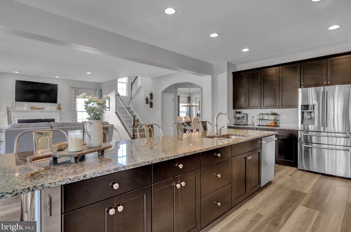 215 Detar Rd, Gilbertsville PA  19525-9447 exterior