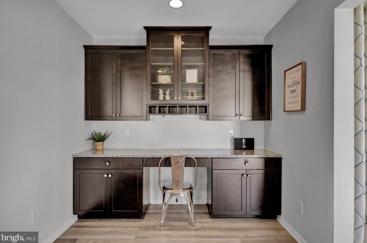 215 Detar Rd, Gilbertsville PA  19525-9447 exterior