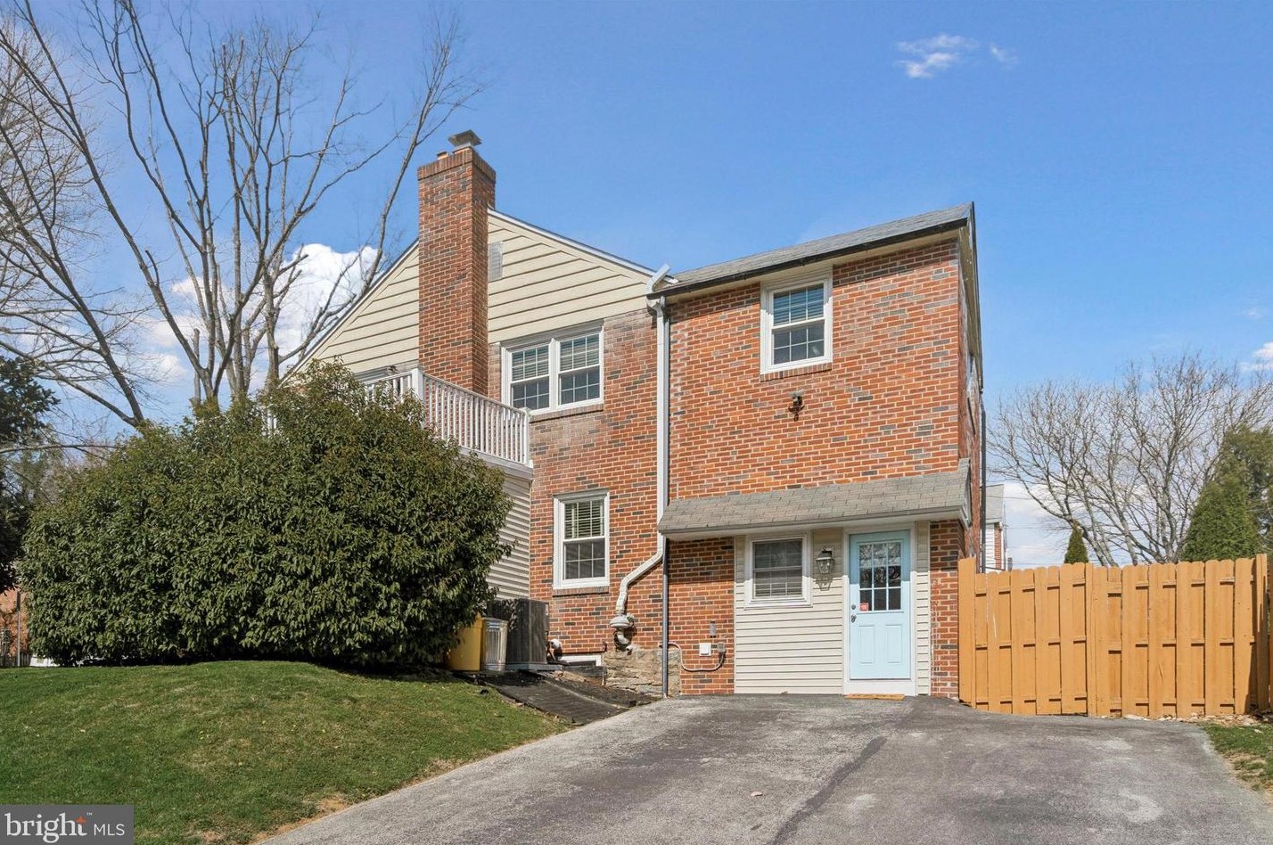 109 Overbrook Pkwy, Penn Wynne PA  19096-3702 exterior