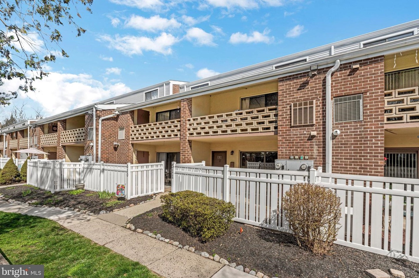 511 Stony Way #511, Norristown, PA 19403