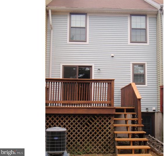 404 Hopkins Ct, North Wales, PA 19454