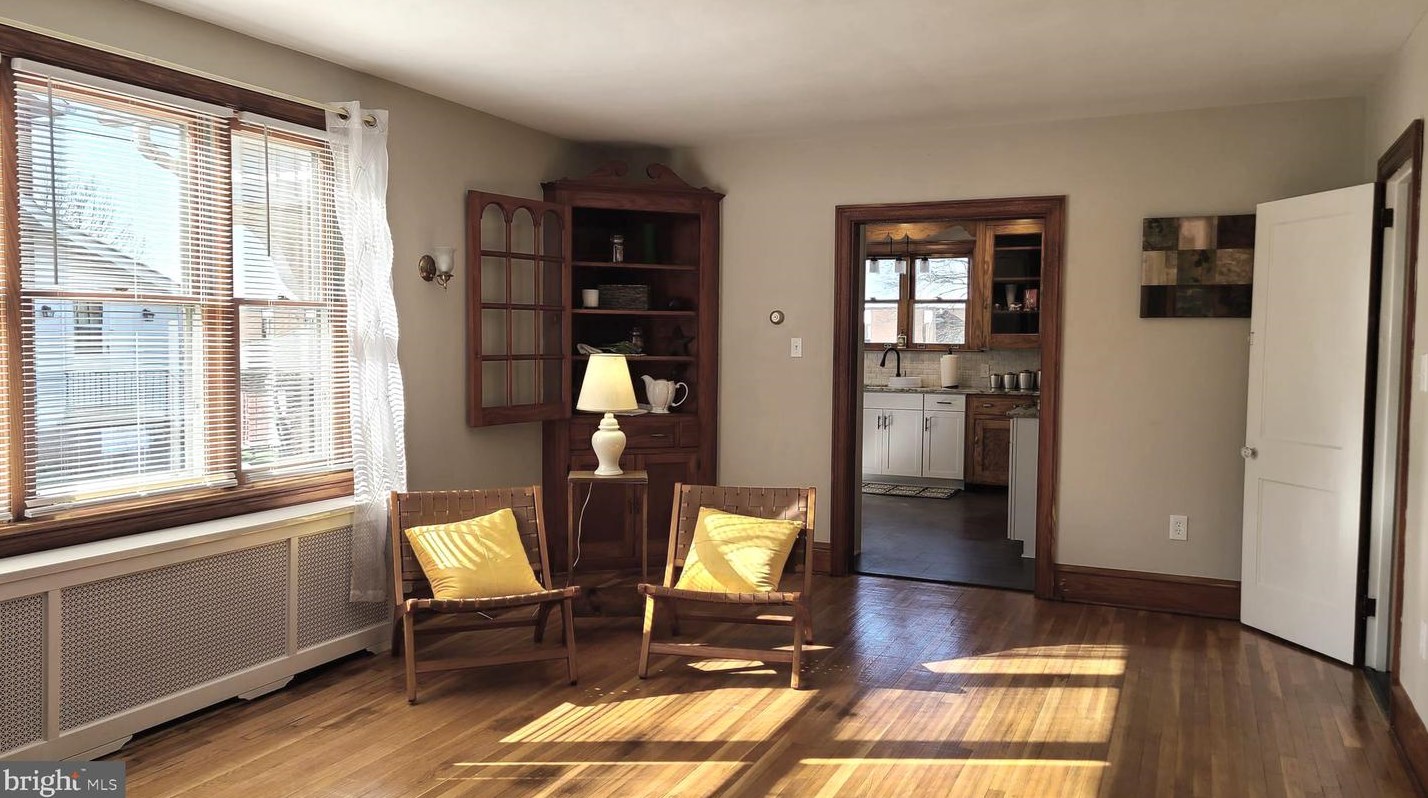 121 Harleysville Pike, Souderton PA  18964-2059 exterior