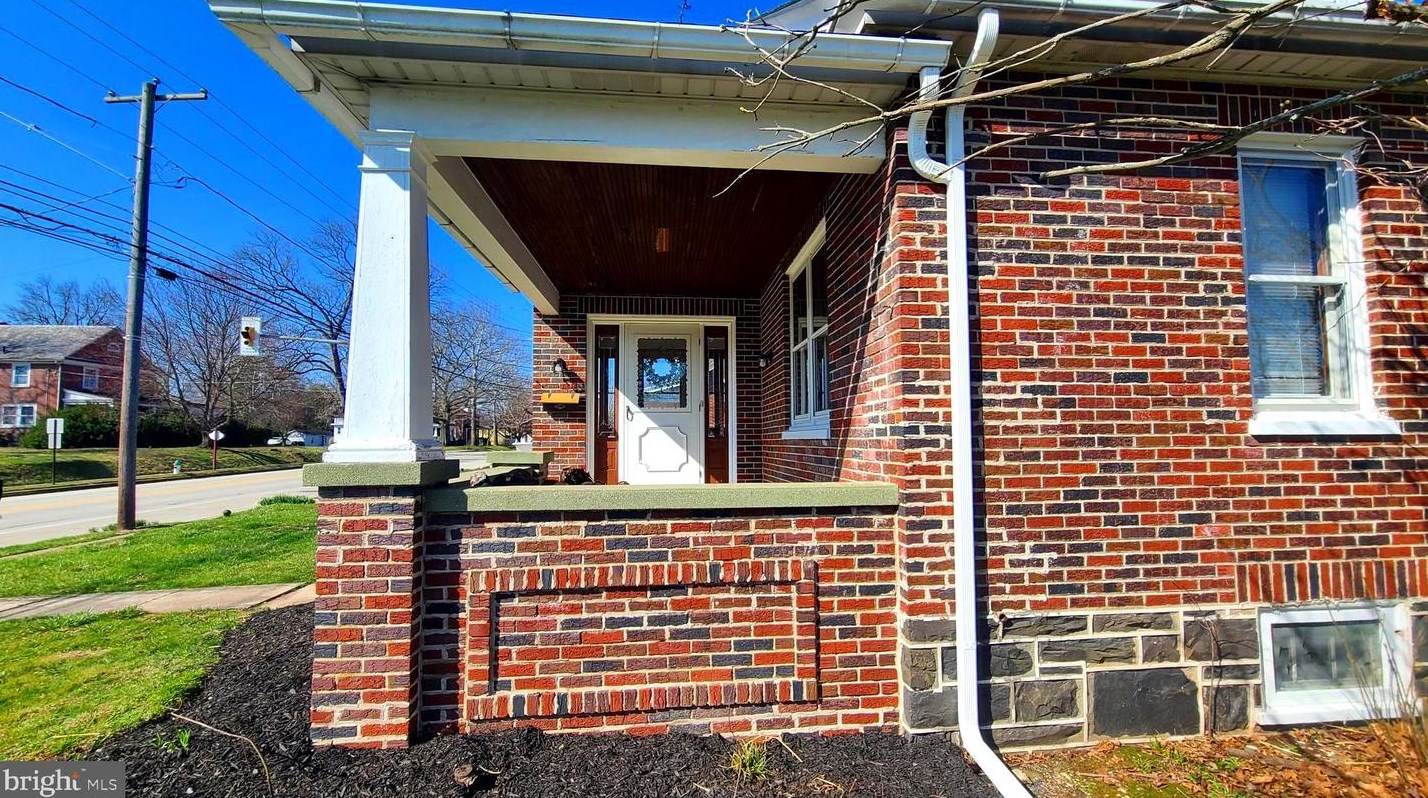 121 Harleysville Pike, Souderton PA  18964-2059 exterior