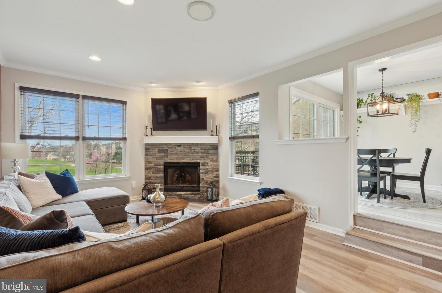 455 Country Club Dr, Lansdale, PA 19446