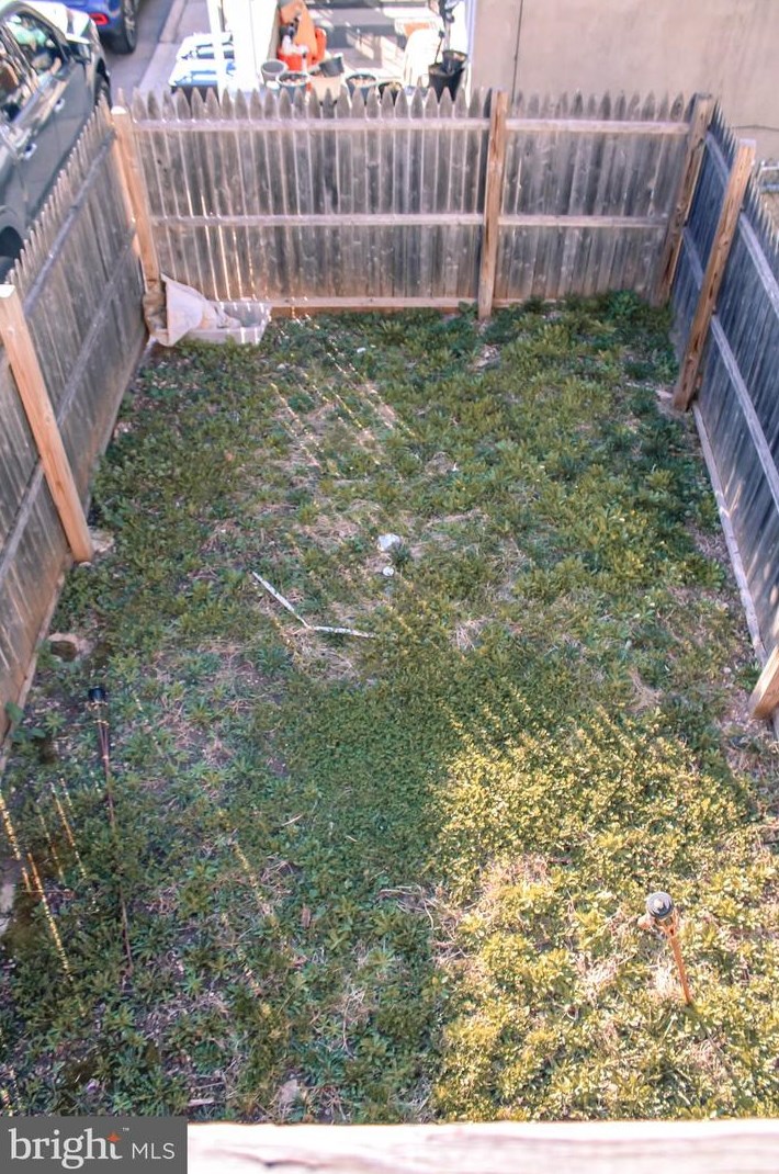 1227 Swede St, Norristown PA  19401-3255 exterior