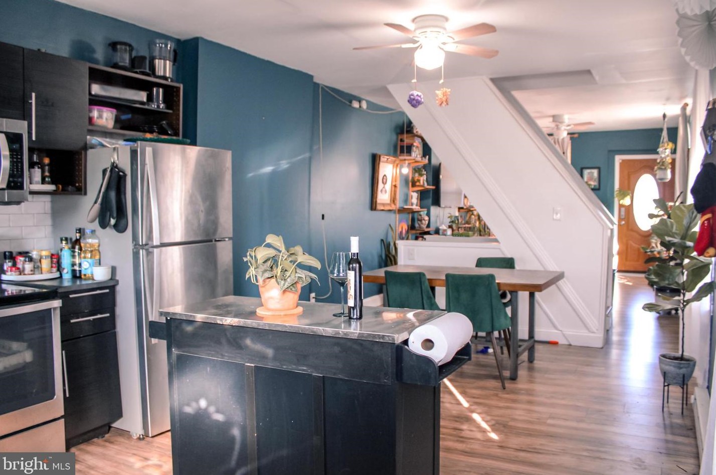 1227 Swede St, Norristown PA  19401-3255 exterior