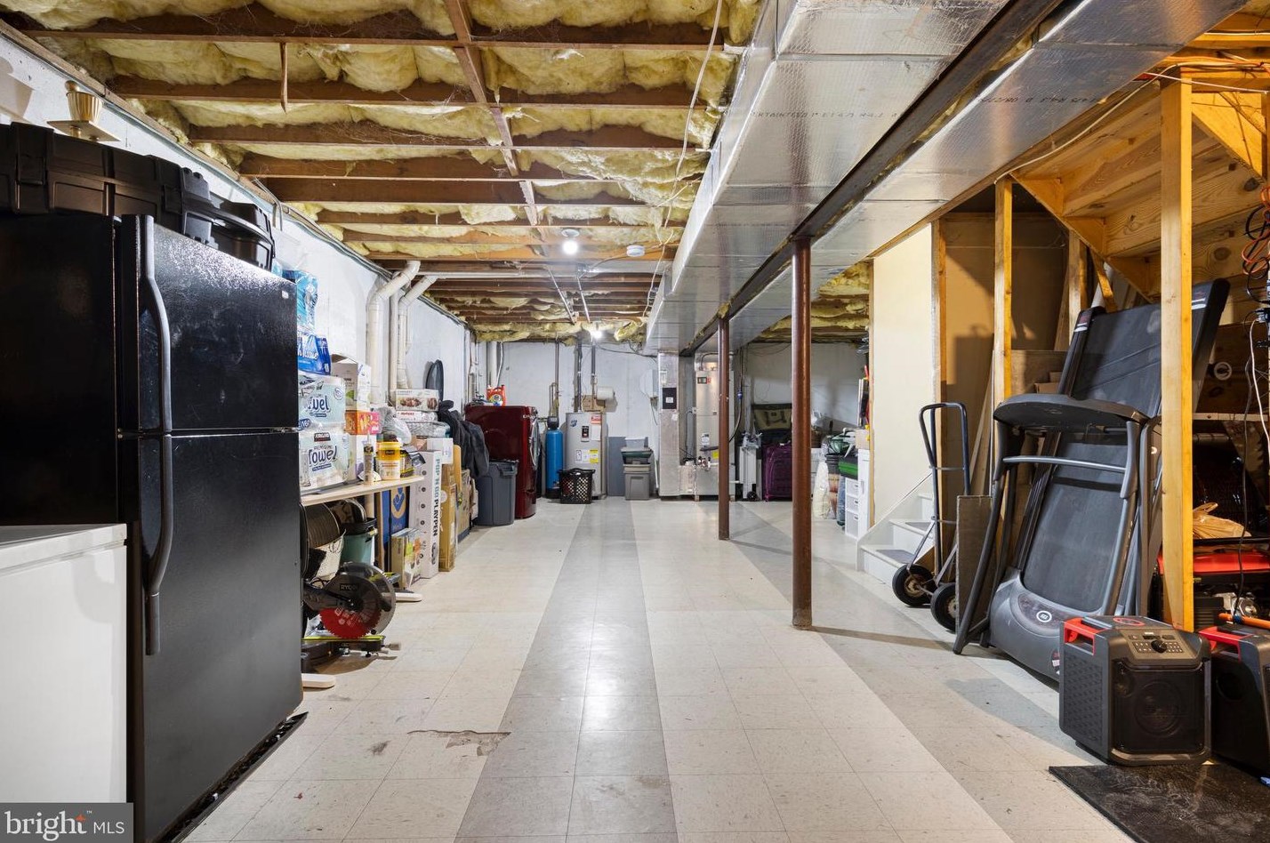 48 Village Dr, Collegeville PA  19473-2314 exterior