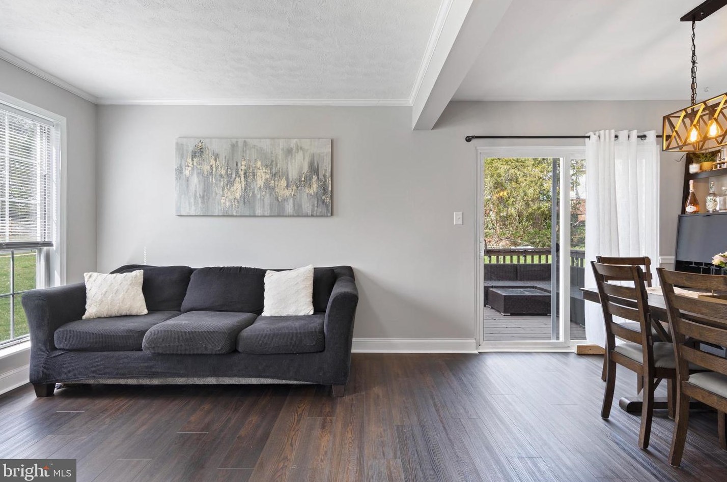 48 Village Dr, Collegeville PA  19473-2314 exterior