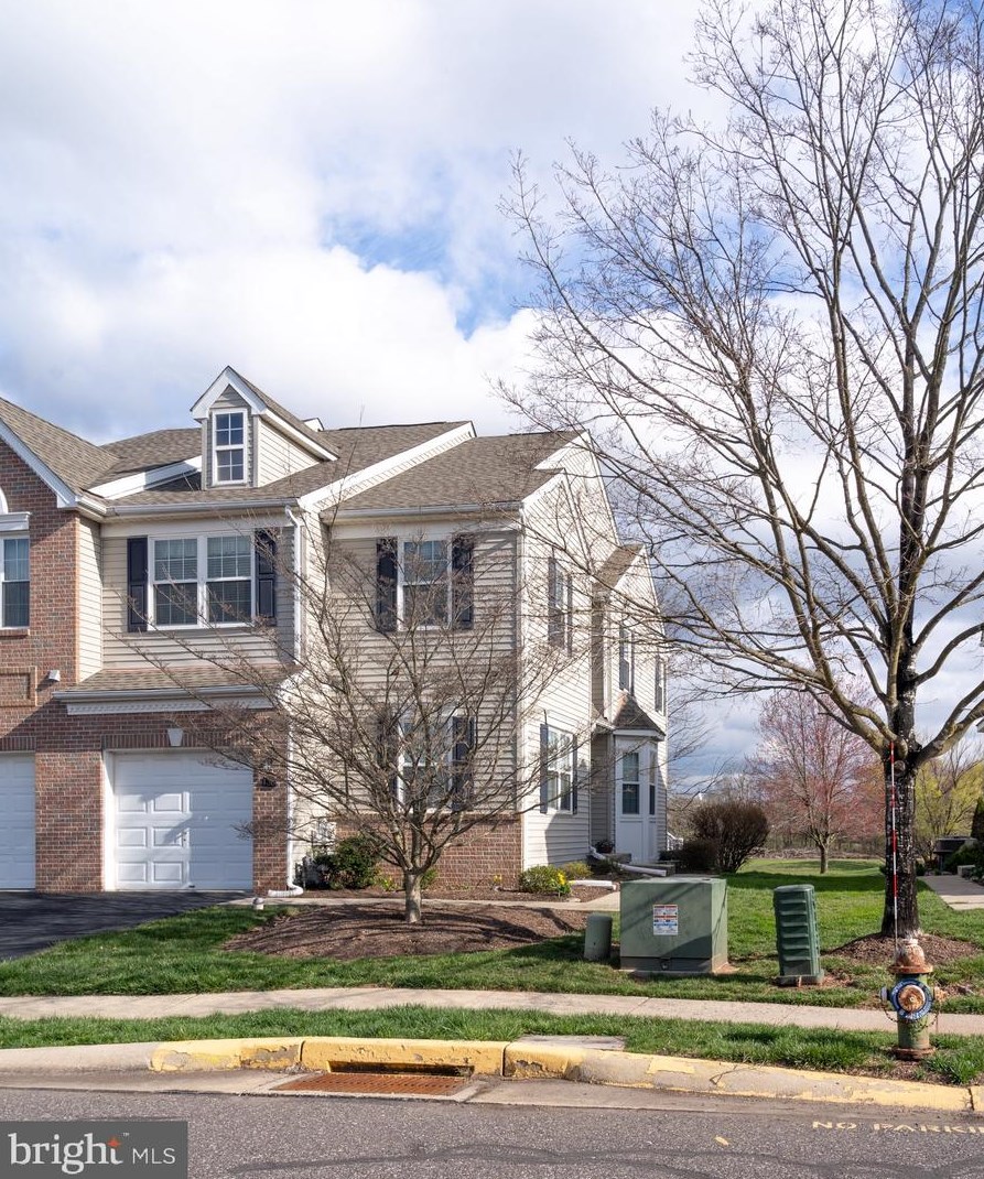 136 Jordan Ct, Limerick, PA 19468