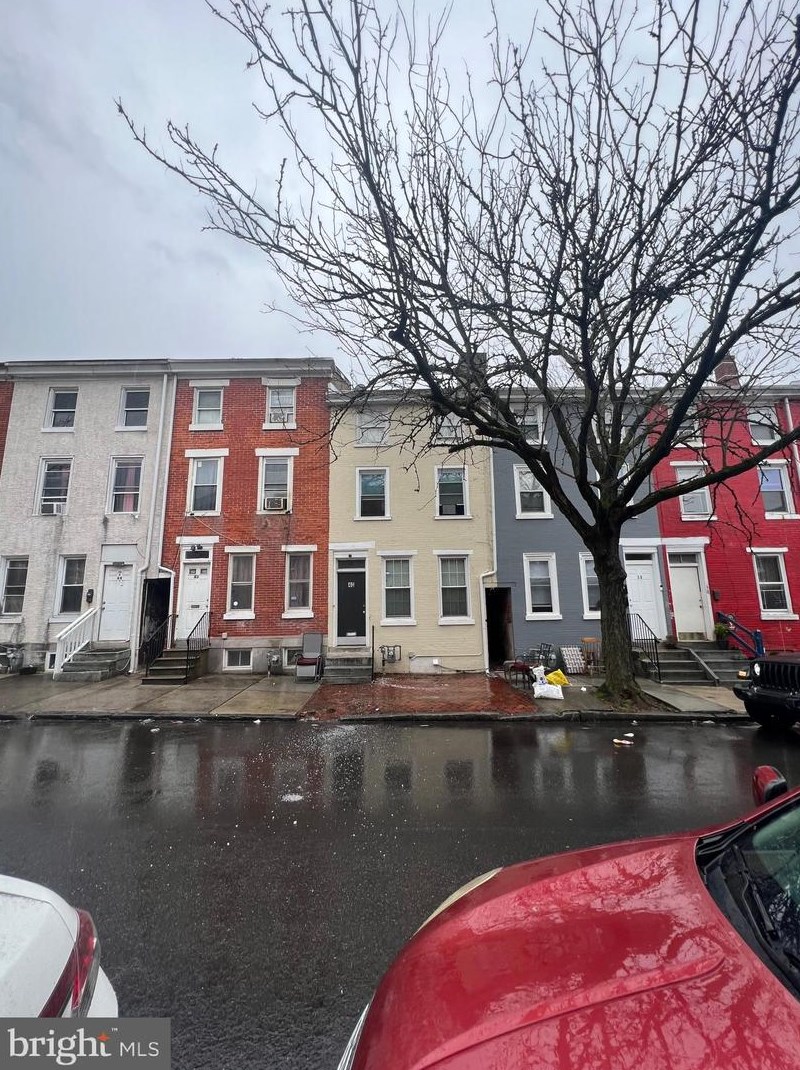 40 Chestnut St, Norristown, PA 19401-3964