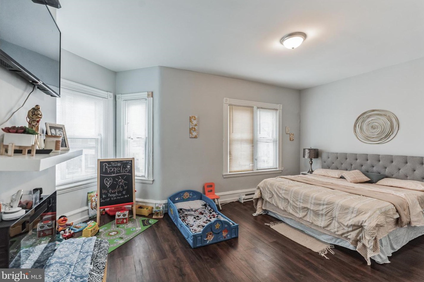 805 Main St, Norristown PA  19401-4103 exterior