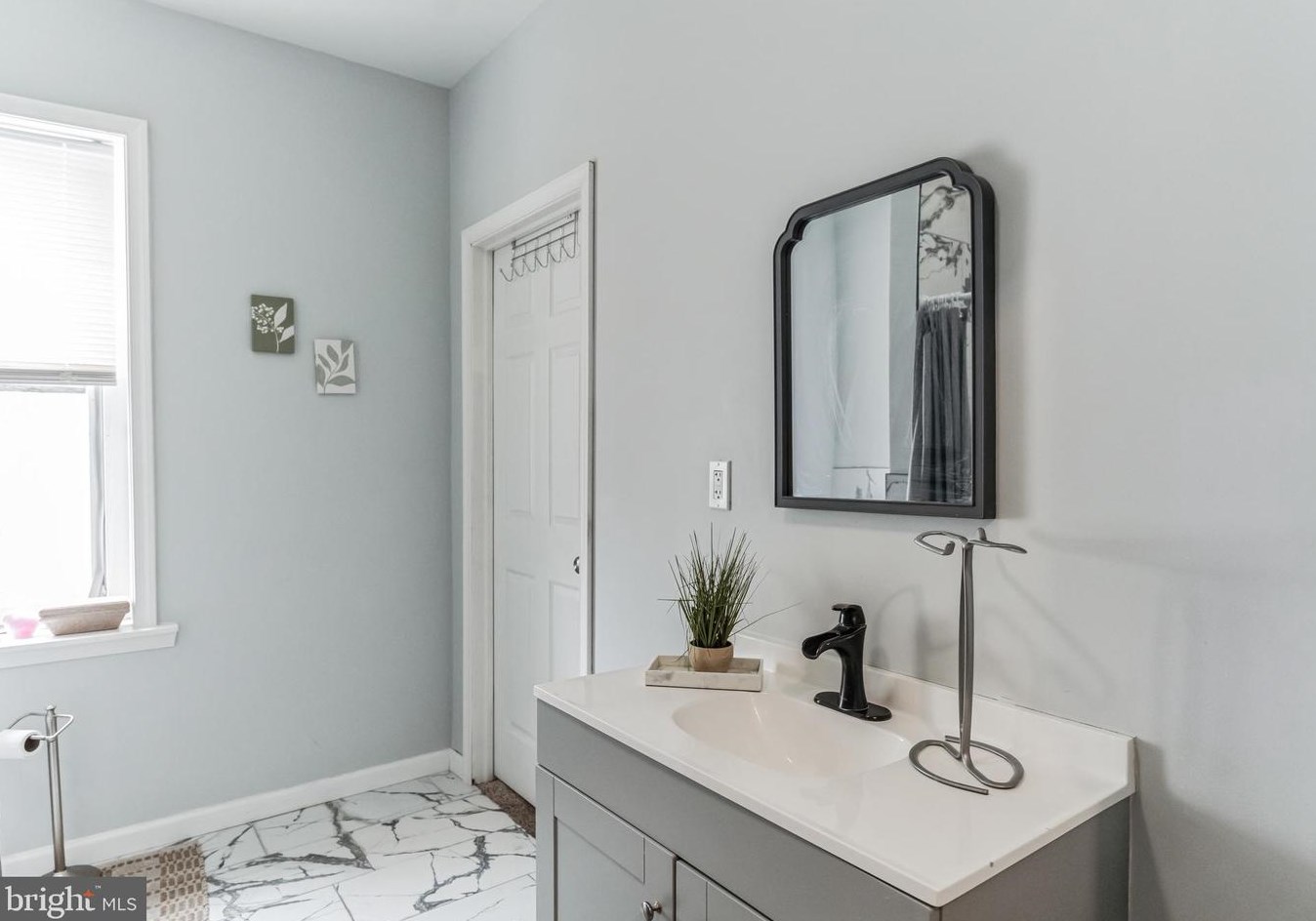 805 Main St, Norristown PA  19401-4103 exterior