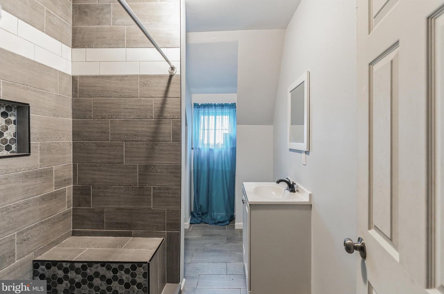 805 Main St, Norristown PA  19401-4103 exterior