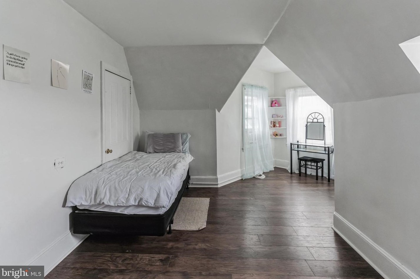 805 Main St, Norristown PA  19401-4103 exterior