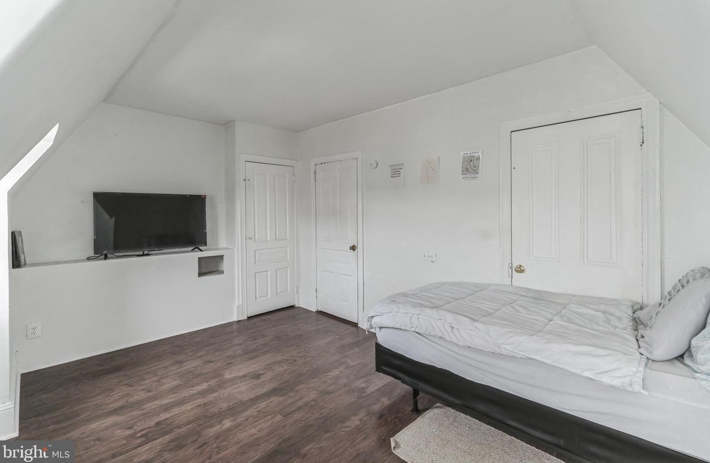 805 Main St, Norristown PA  19401-4103 exterior