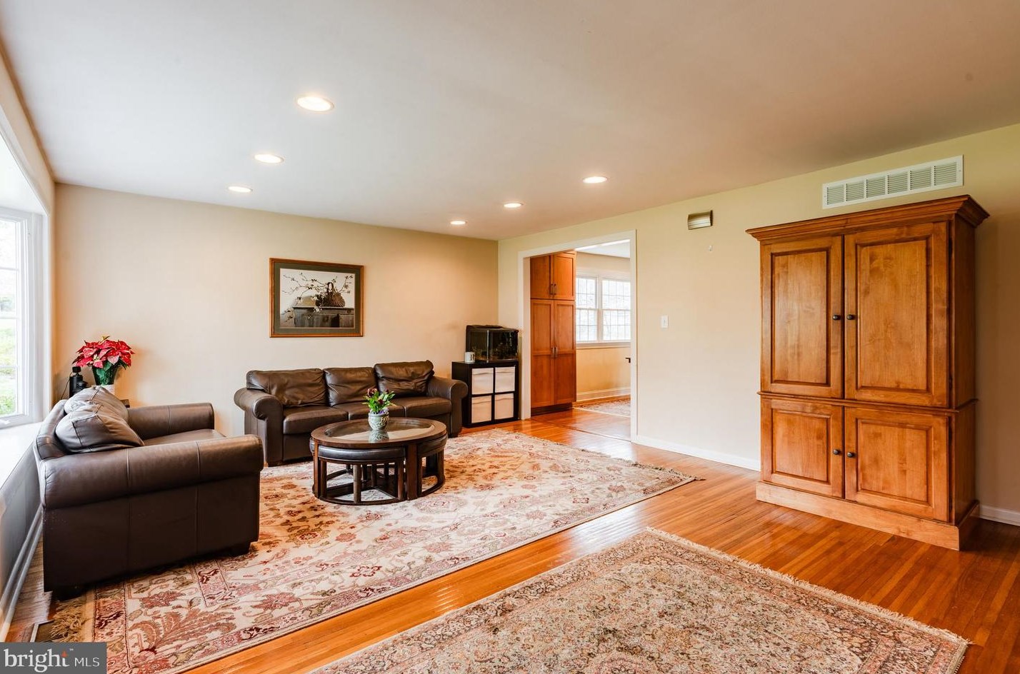 1237 Duncan Dr, Dresher, PA 19025