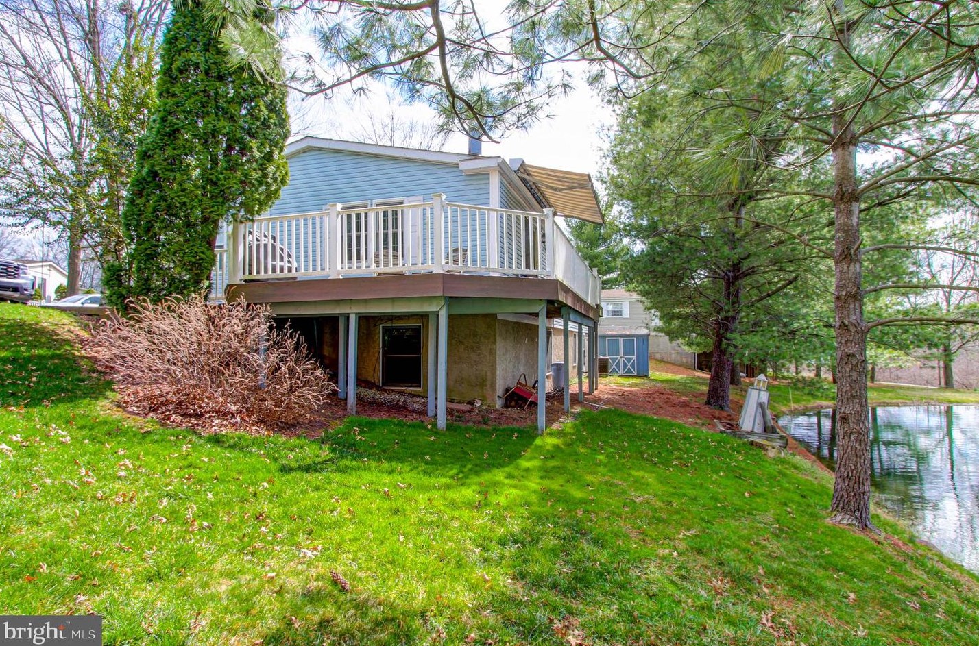 424 Westbury Dr, Souderton, PA 18964