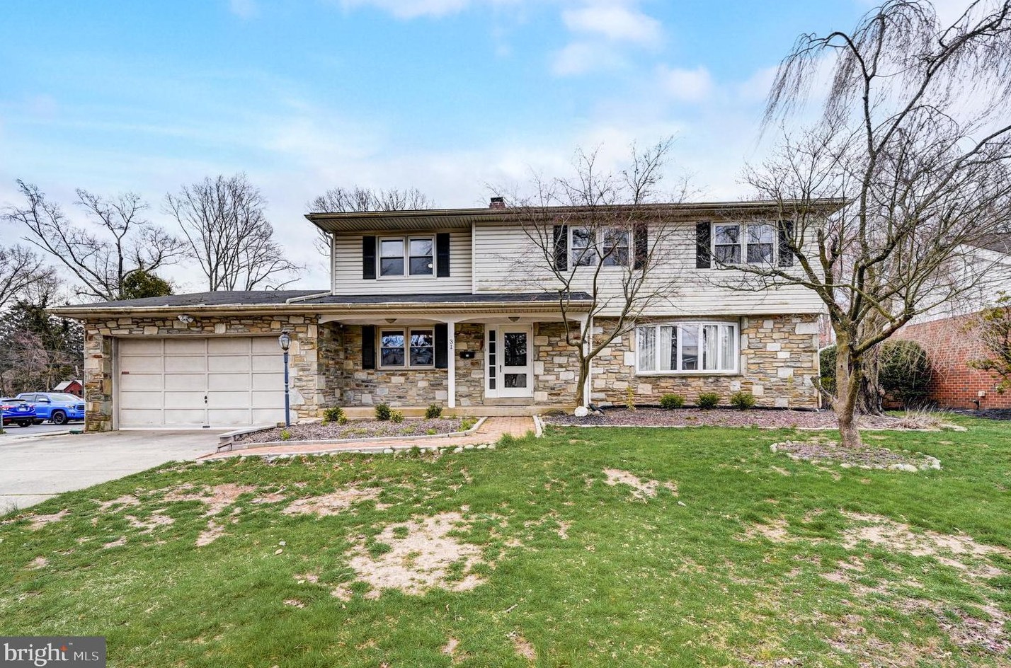 31 Oakland Ave, Lansdale, PA 19446