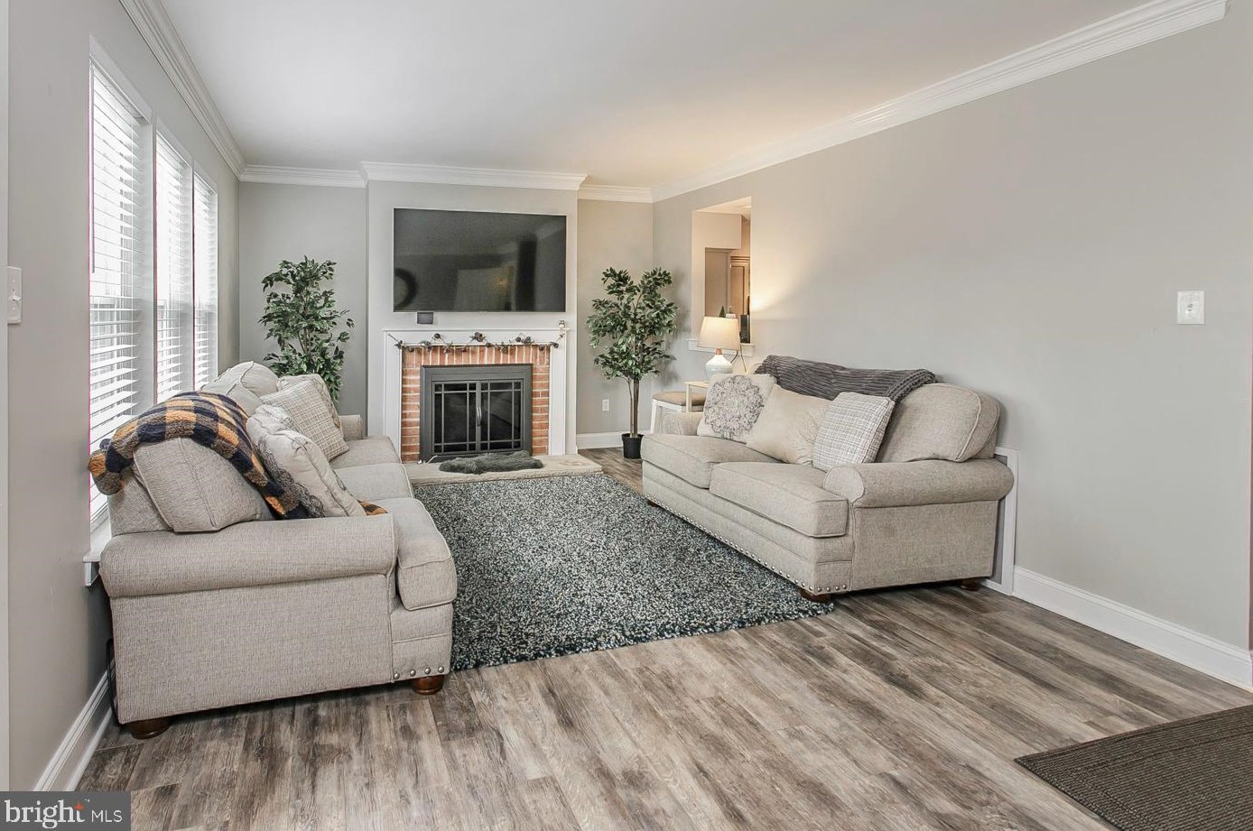 135 Barley Sheaf Dr, Norristown PA  19403-5302 exterior