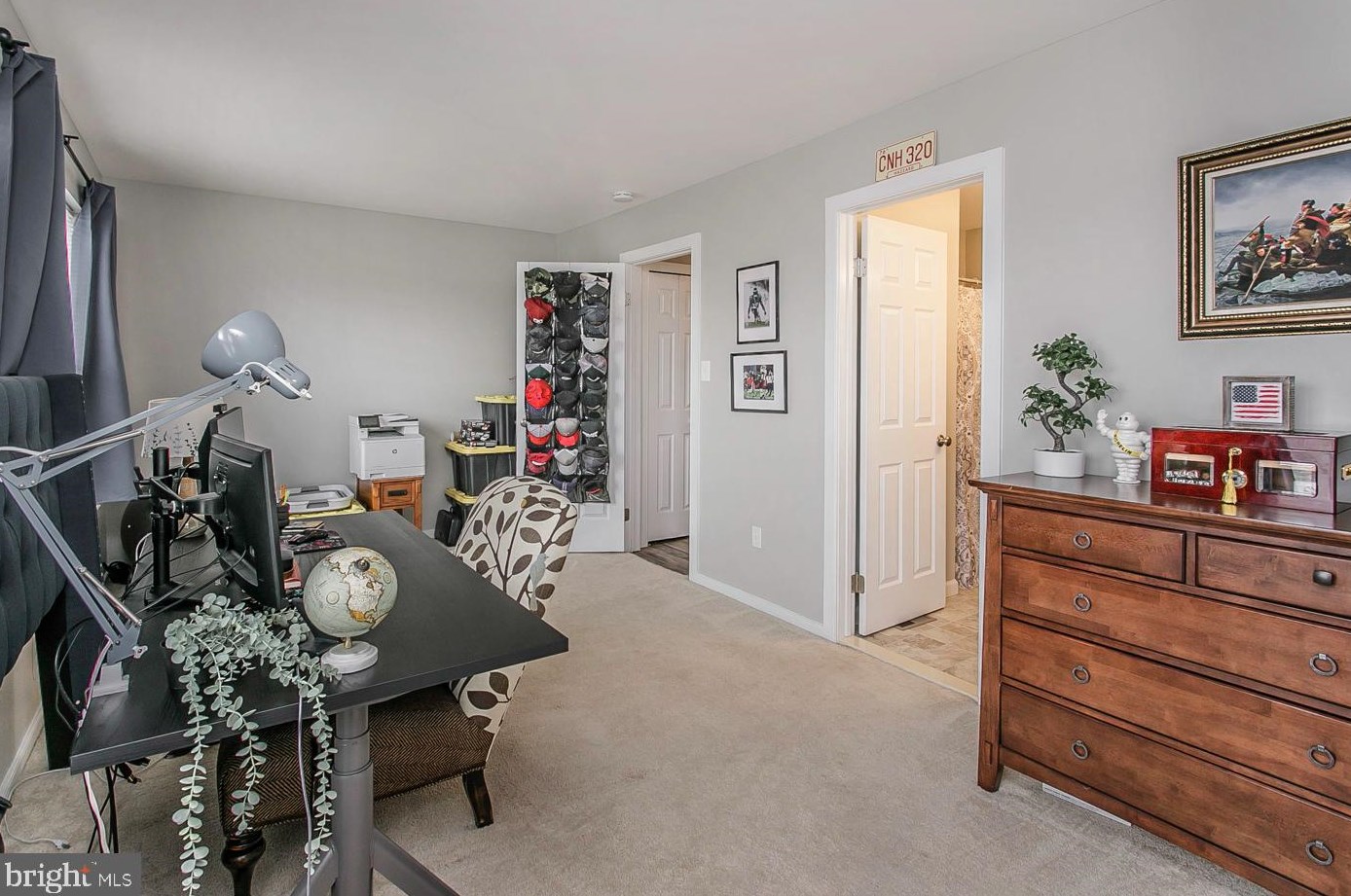 135 Barley Sheaf Dr, Norristown PA  19403-5302 exterior