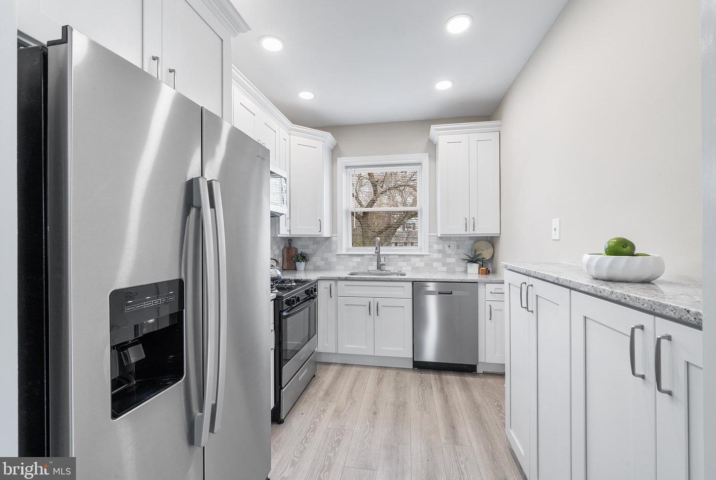 502 Glen Valley Dr, Norristown PA  19401-3129 exterior