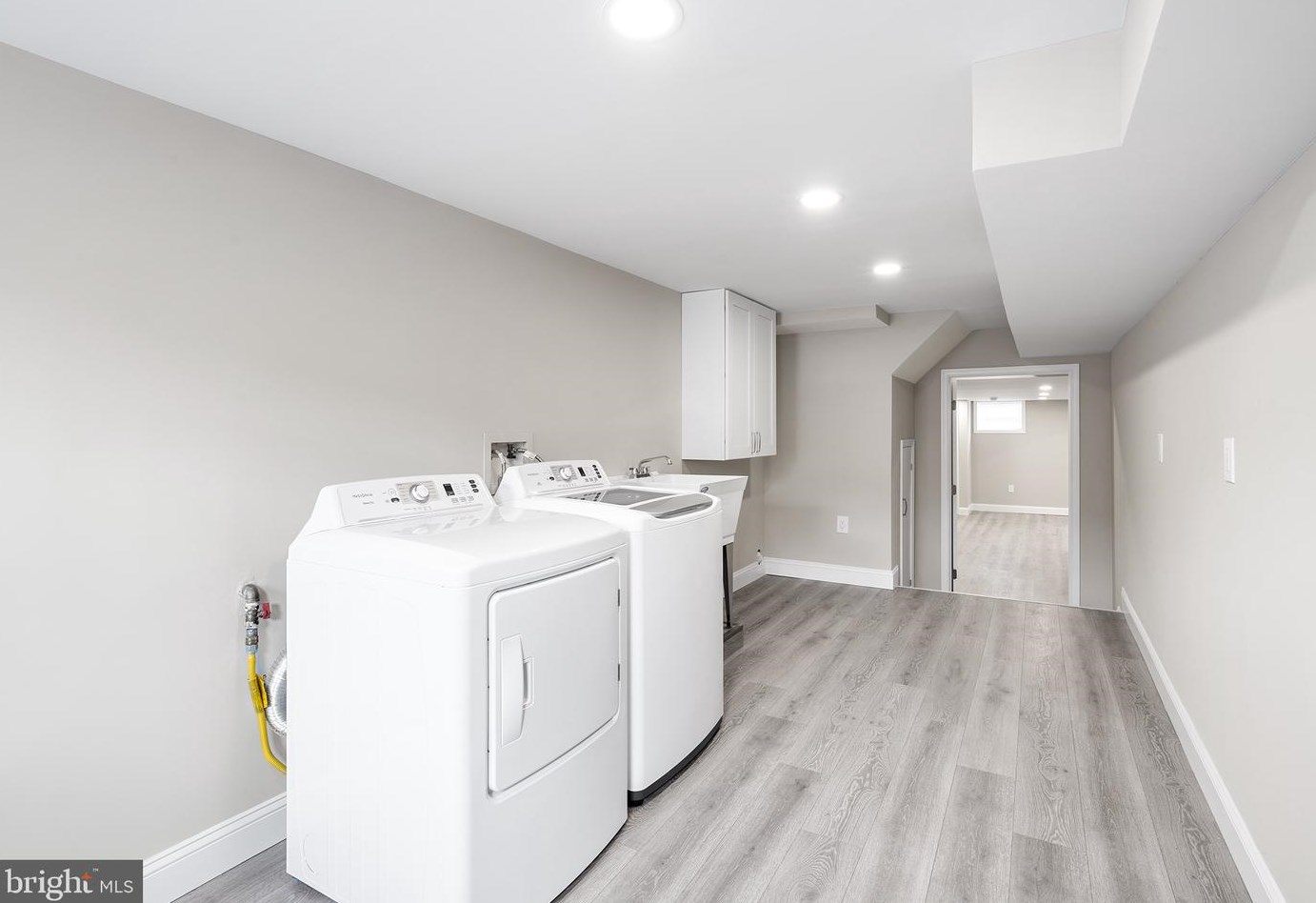 502 Glen Valley Dr, Norristown PA  19401-3129 exterior